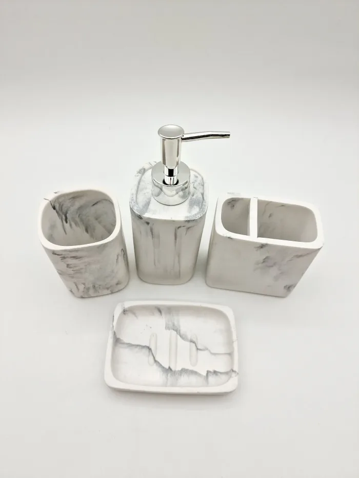 Bathroom Set - Image 2