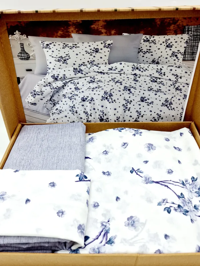 Bedroom Set - Image 9