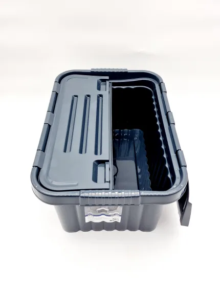 Box with lid