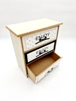 Деревянный шкаф — изображение 2