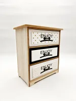 Деревянный шкаф — изображение 3