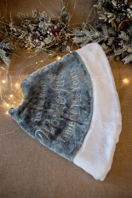 Пола за Коледна елха