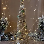 Коледна декоративна светеща елха