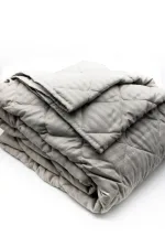 Fluffy blanket - Image 2