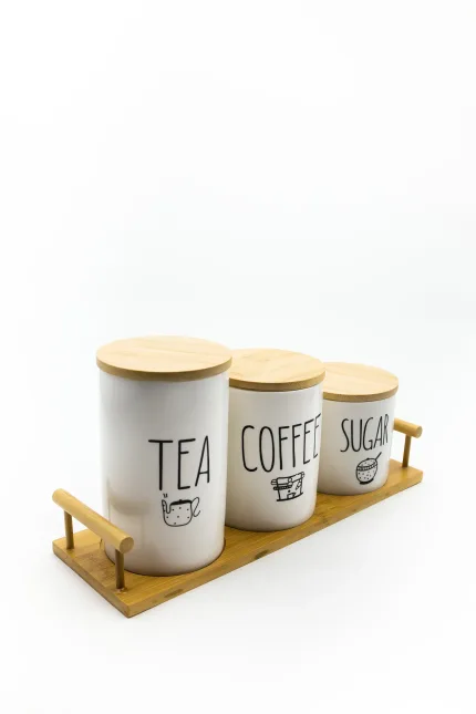 Set of porcelain jars