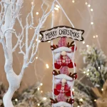 Коледна декорация за врата- Merry Christmas