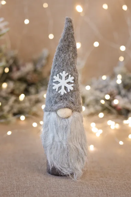 Коледна шапка за бутилка- гном