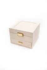 Jewelry box