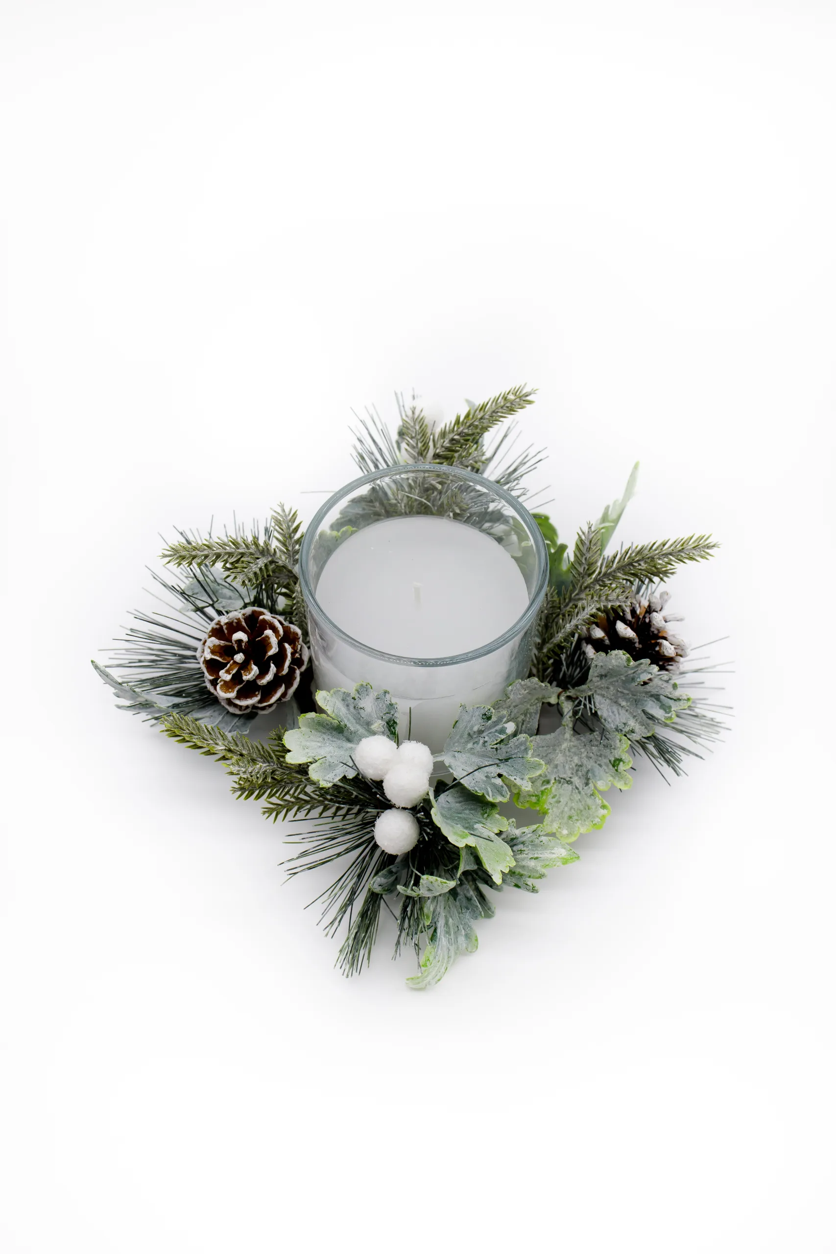 С961-18х9-12лв Christmas candle - Image 1