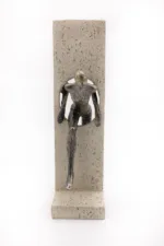 Абстрактна статуетка