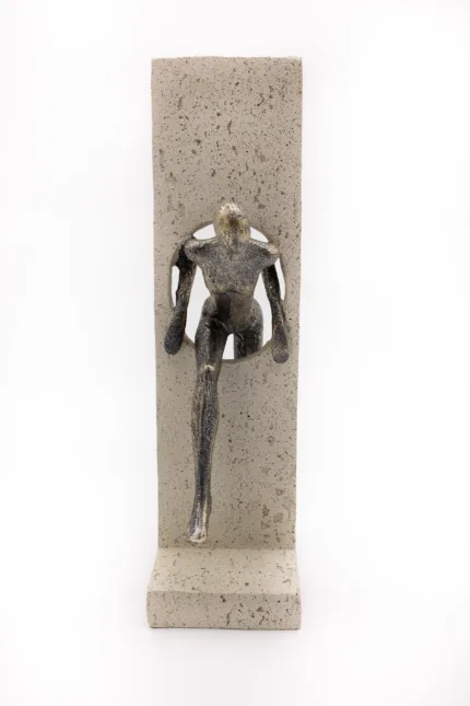 Абстрактна статуетка