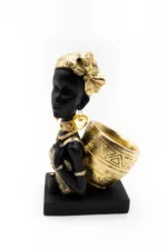 Статуетка африканска жена