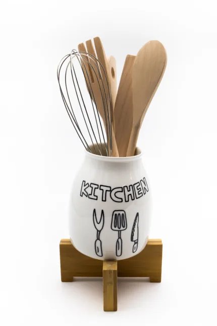 Керамична поставка с бамбукови прибори
