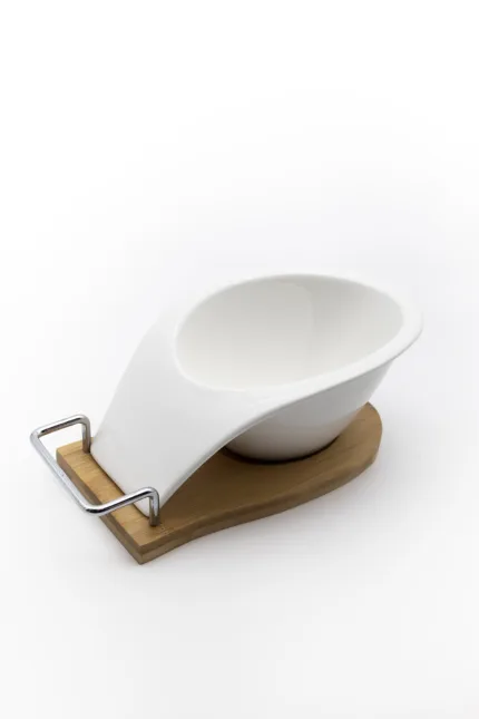 Ceramic serving bowl