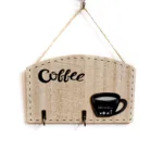 Дървена закачалка