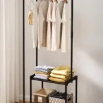 Стойка за дрехи на колелца