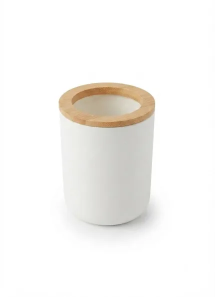 Plastic toothbrush holder