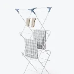 Vertical clothes drying rack
